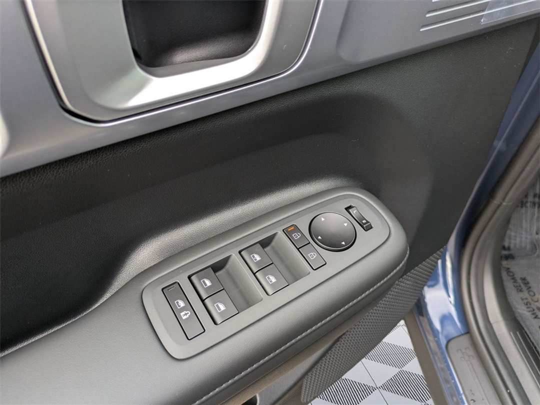 2026 Hyundai Santa Fe SEL - Image 10