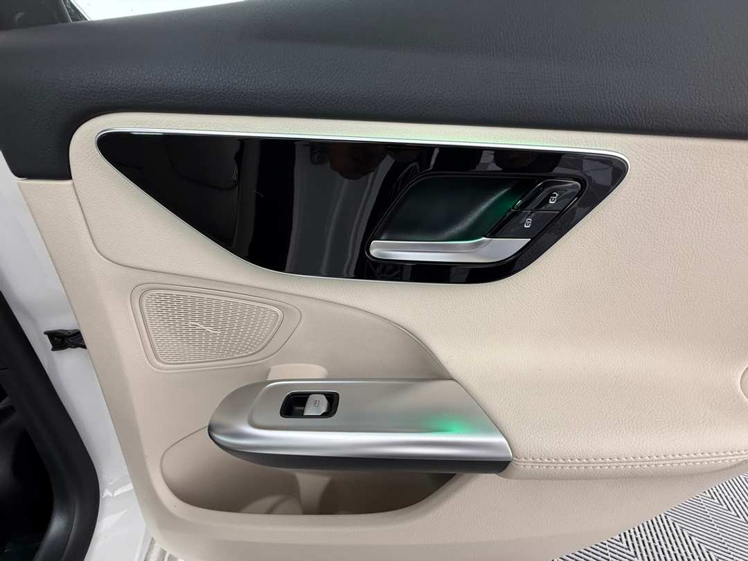 2024 Mercedes-Benz C-Class C 300 - Image 27