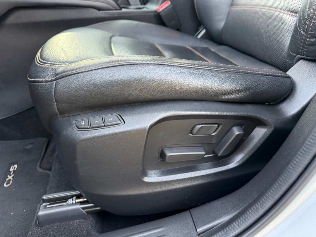 2023 MAZDA CX-5 2.5 S Premium Package - Image 14