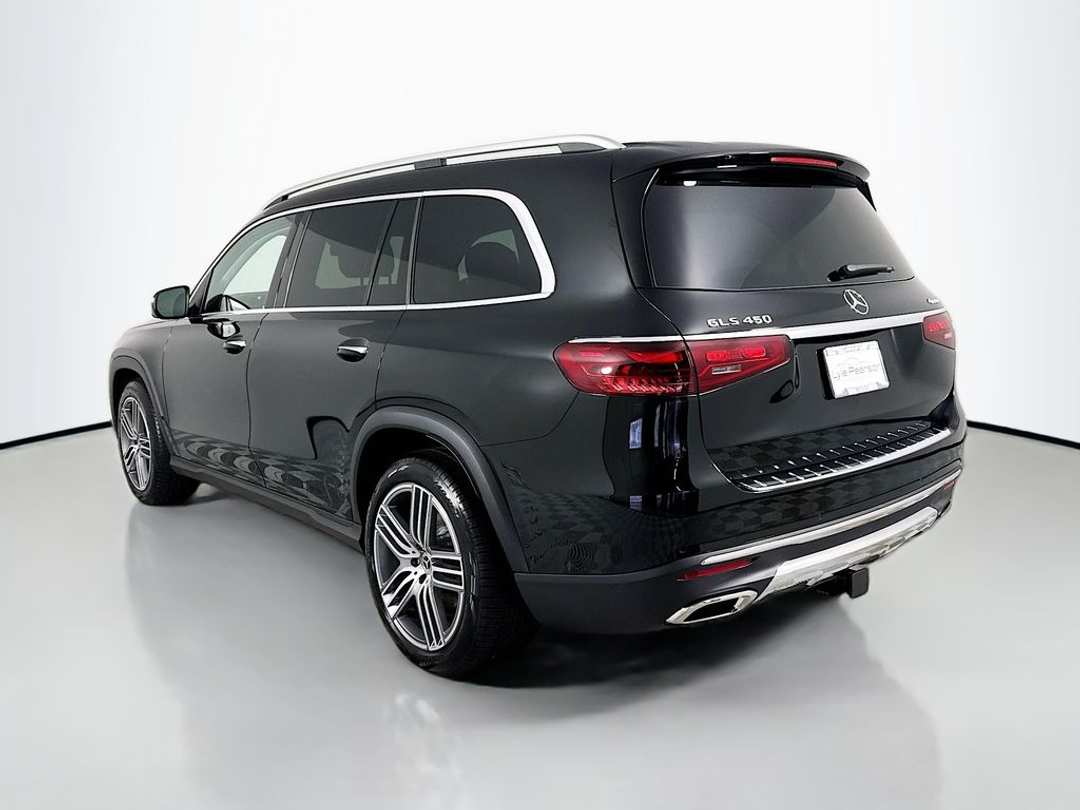 2026 Mercedes-Benz GLS GLS 450 - Image 3