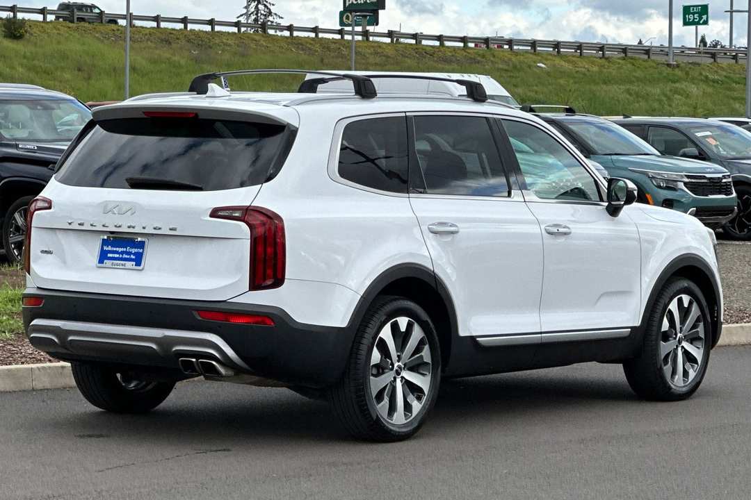 2022 Kia Telluride S - Image 3