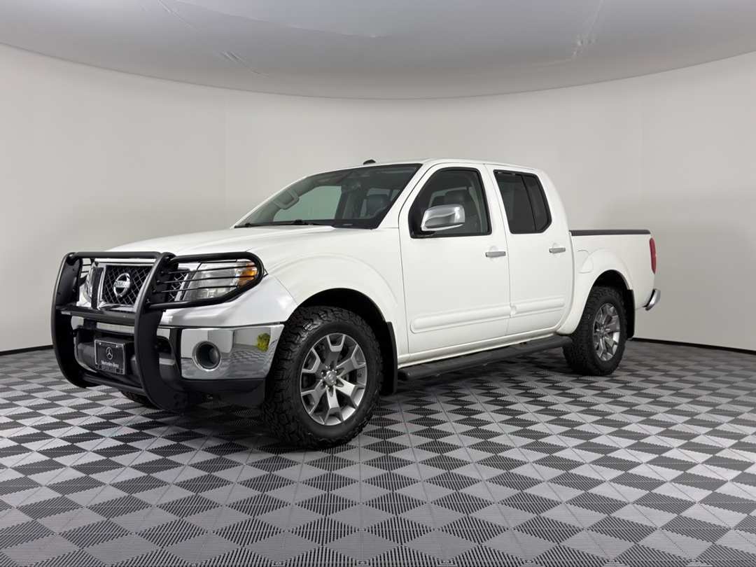 2019 Nissan Frontier SL - Image 4