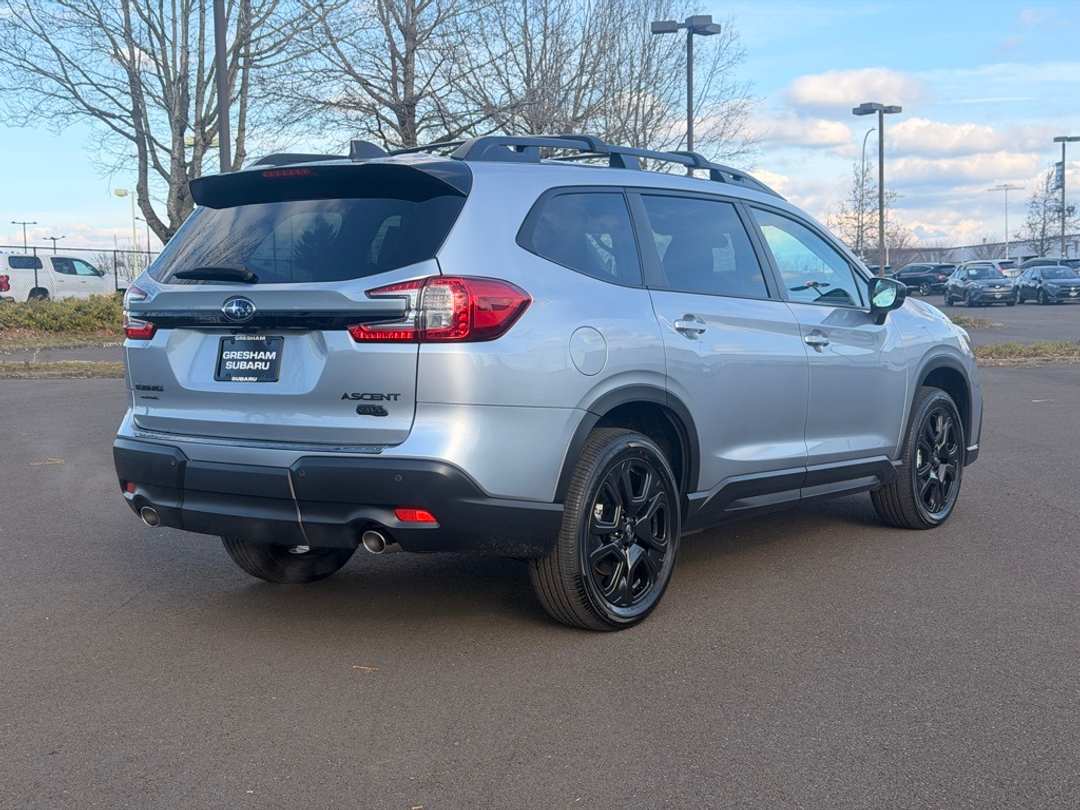 2026 Subaru Ascent Onyx Edition Touring - Image 7
