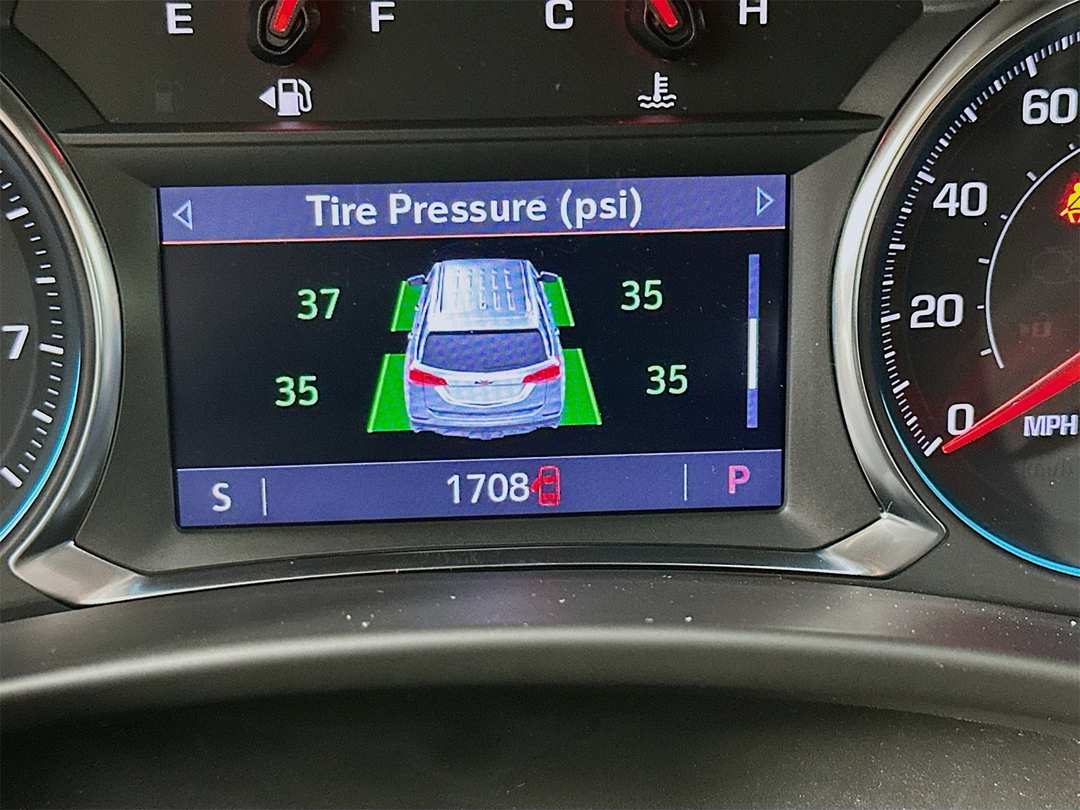 2022 Chevrolet Equinox RS - Image 13