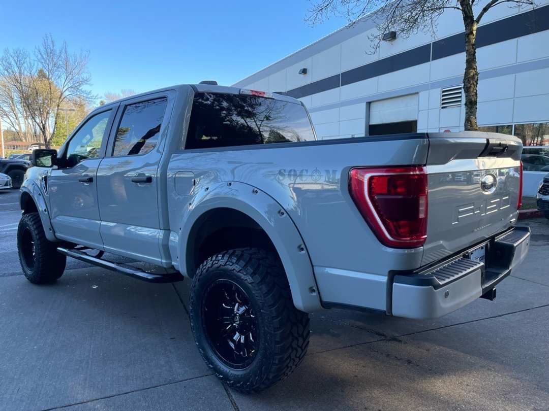 2023 Ford F-150 XL - Image 5