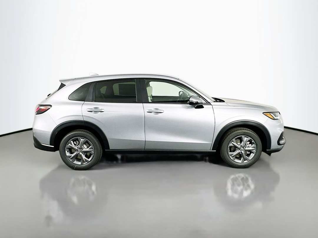 2026 Honda HR-V LX - Image 8