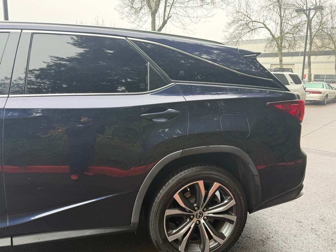 2018 Lexus RX 350L - Image 10