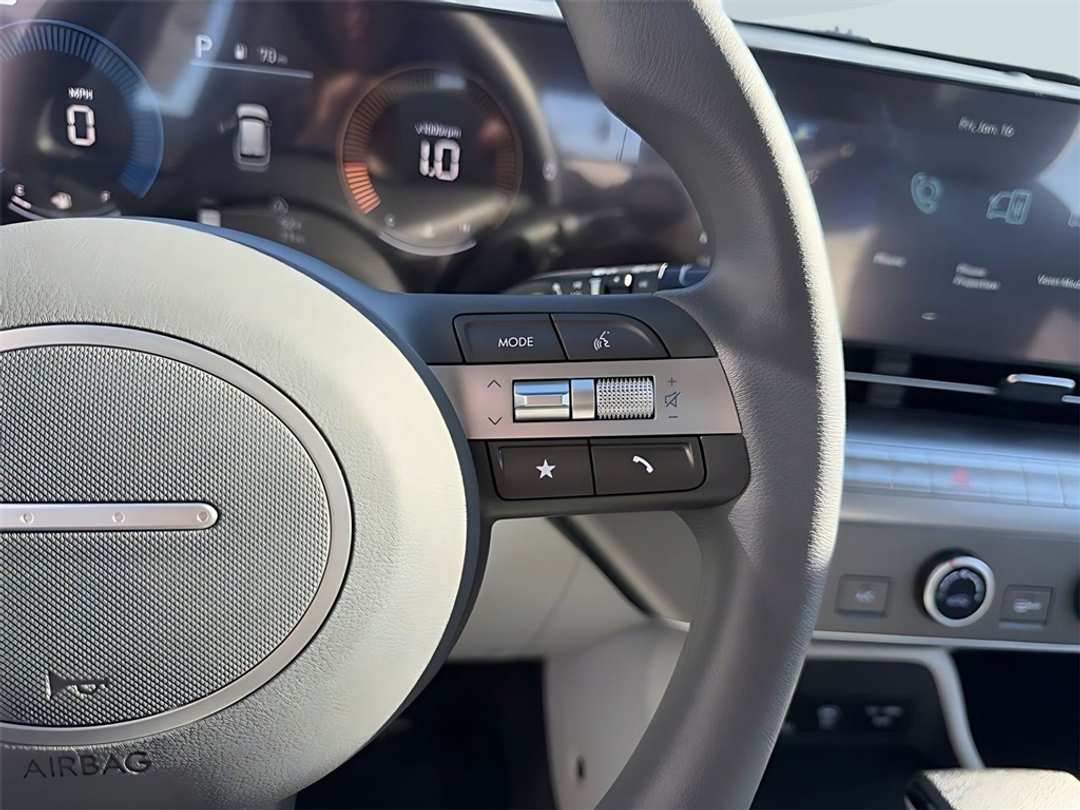 2026 Hyundai Kona SE - Image 17