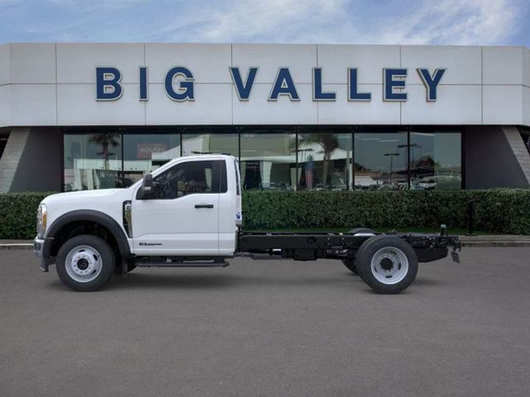 2026 Ford F-550Sd XL - Image 3