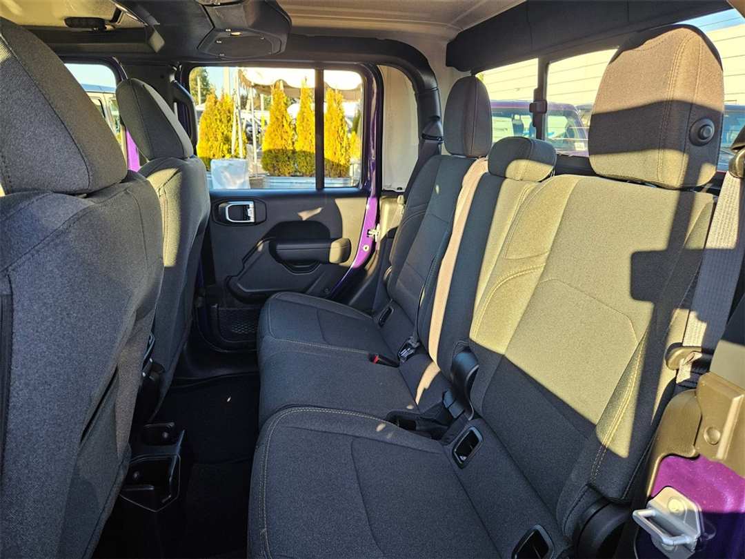 2026 Jeep Gladiator Sport - Image 27