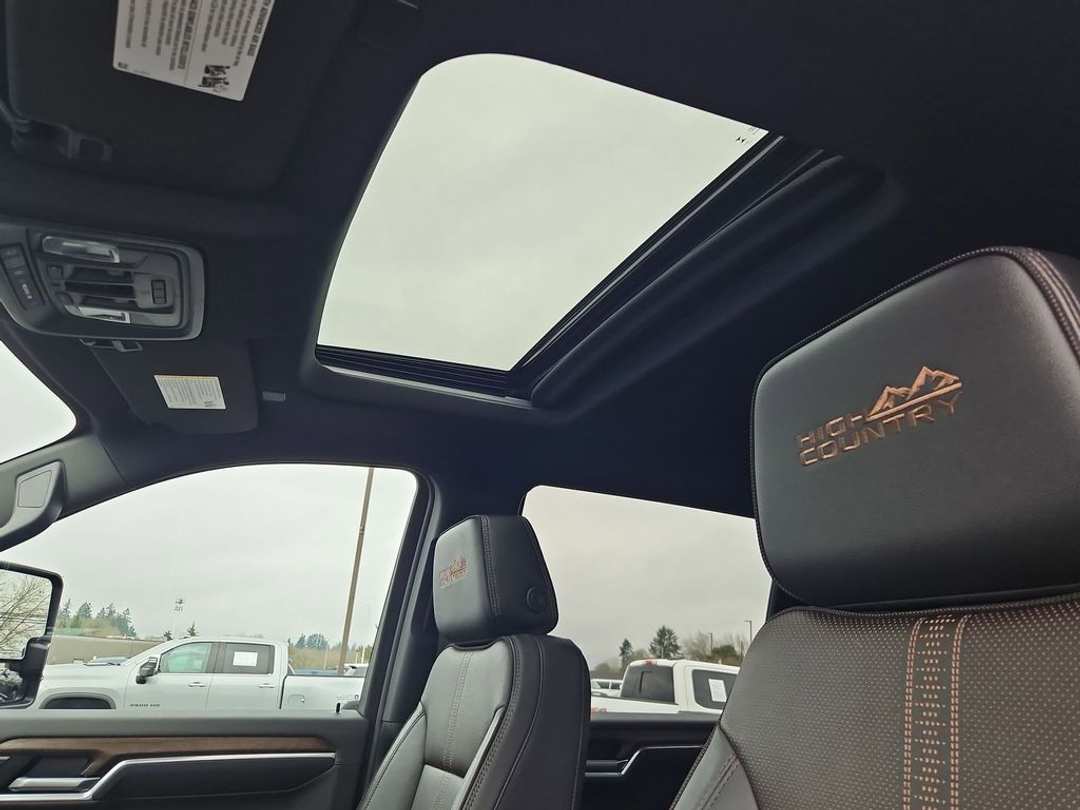 2026 Chevrolet Silverado 3500Hd High Country - Image 33