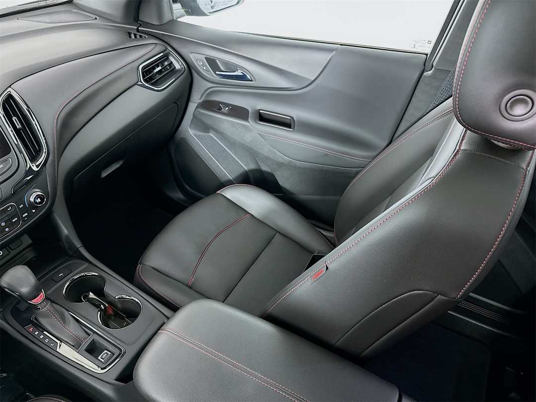 2022 Chevrolet Equinox RS - Image 25