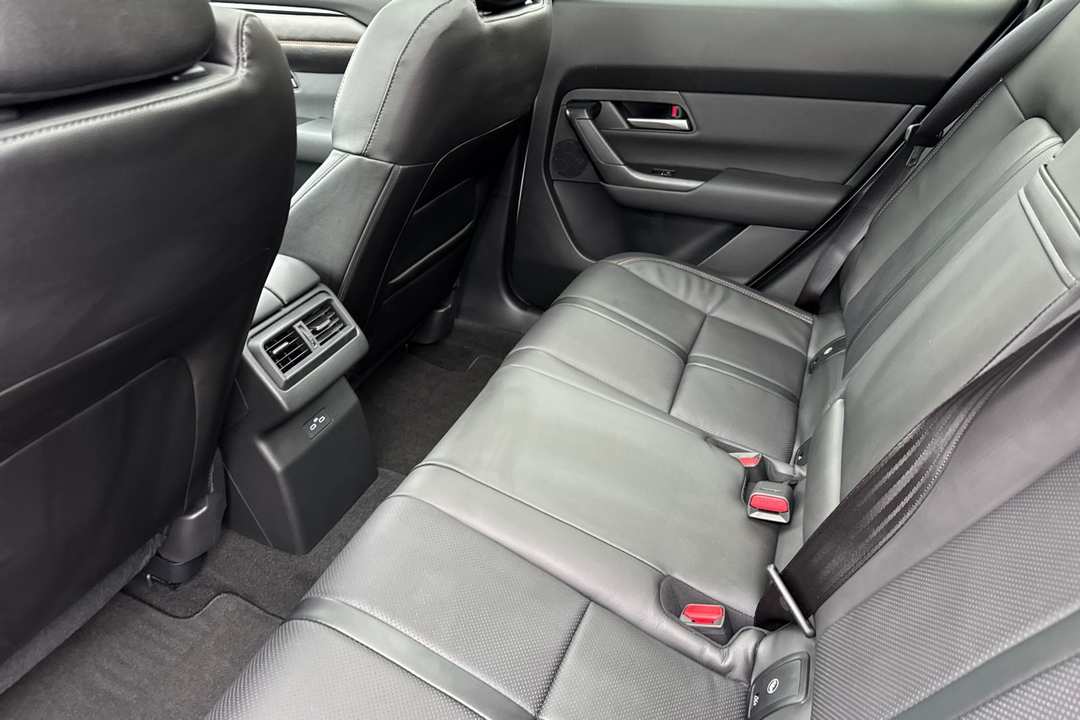 2026 MAZDA Cx-50 Premium - Image 12
