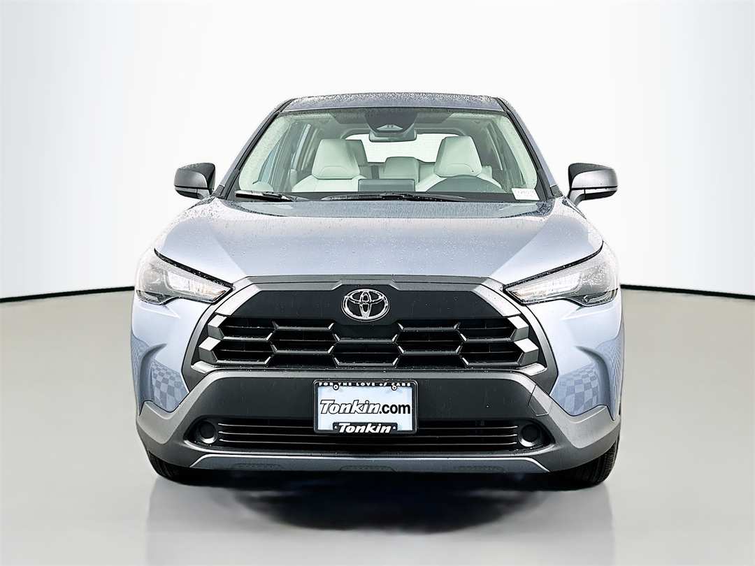2026 Toyota Corolla Cross L - Image 2