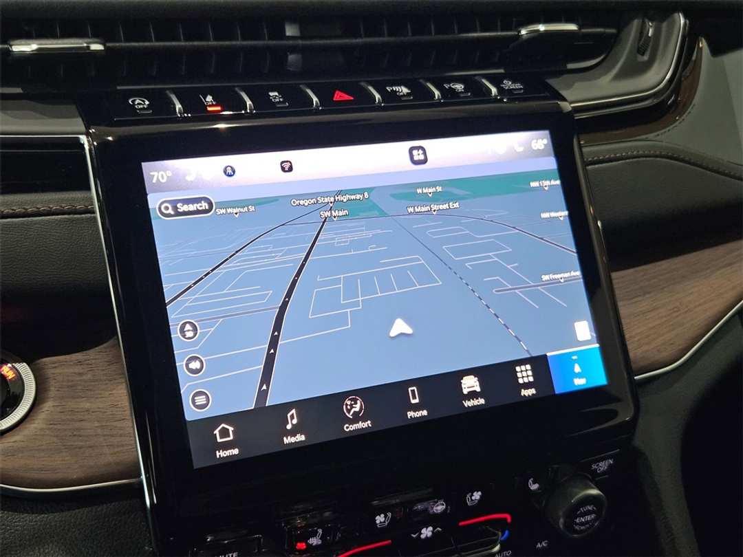 2025 Jeep Grand Cherokee Summit - Image 20