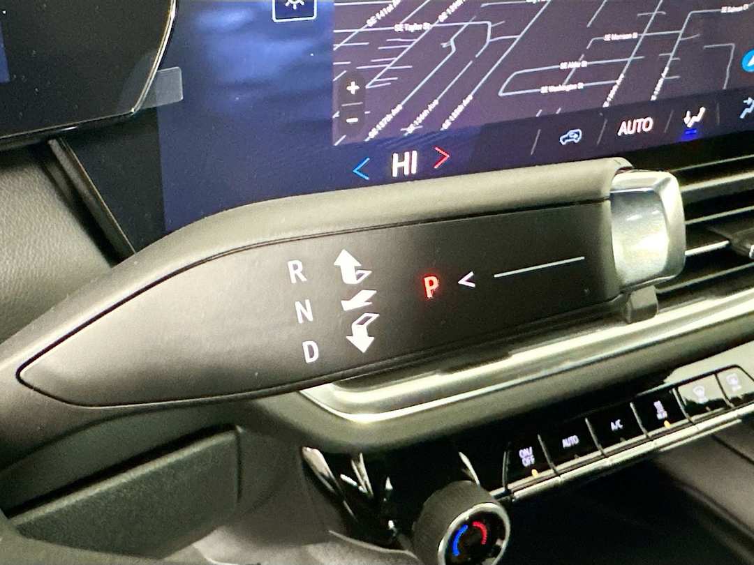 2026 Chevrolet Equinox Ev LT - Image 17