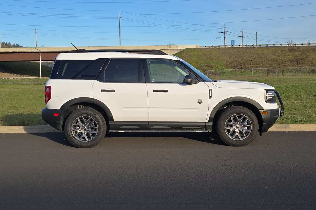 2025 Ford Bronco Sport Big Bend - Image 2