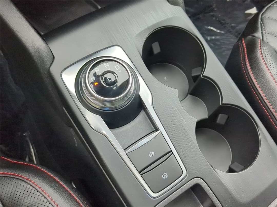 2024 Ford Escape STLine Elite - Image 17