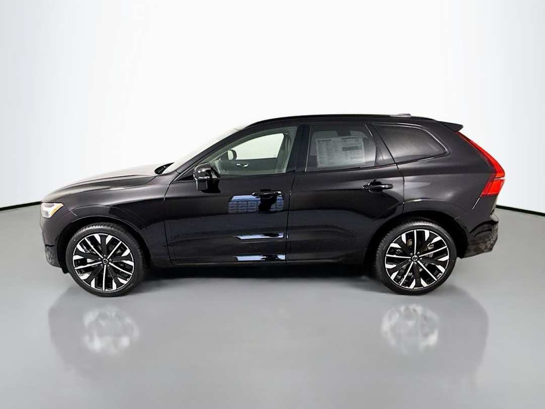 2026 Volvo Xc60 B5 Ultra - Image 2