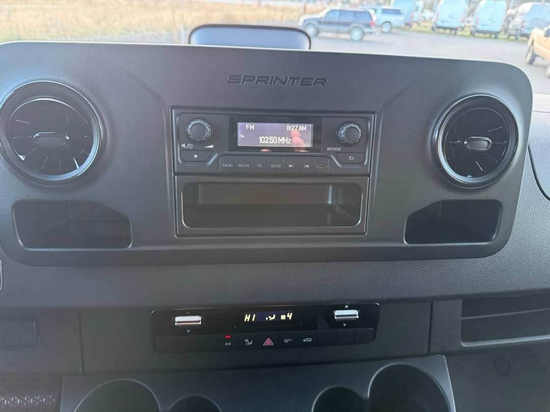 2026 Mercedes-Benz Sprinter 2500 Cargo 170 WB - Image 30