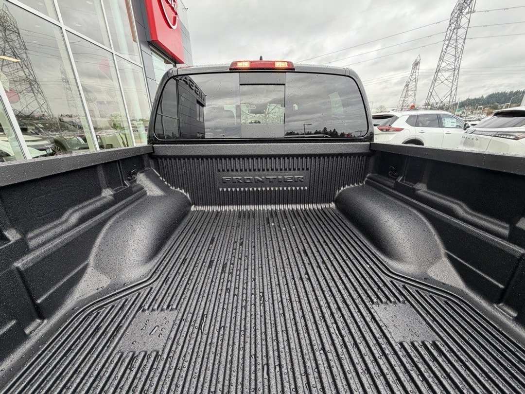 2026 Nissan Frontier PRO4X - Image 10