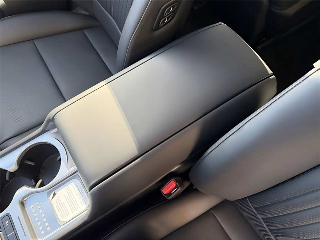 2026 Hyundai Ioniq 9 Performance Calligraphy - Image 26