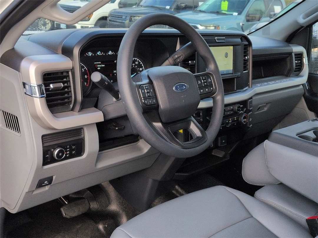 2026 Ford F-250Sd XL - Image 12