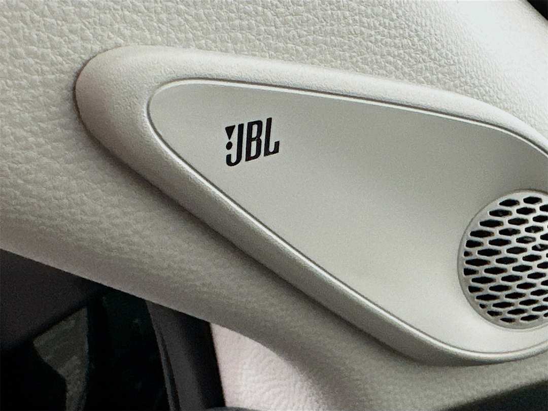 2026 Toyota Corolla Cross XLE - Image 19