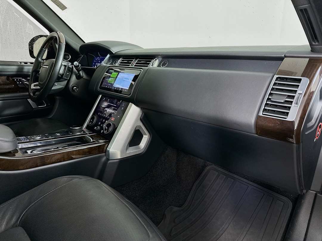 2018 Land Rover Range Rover 5.0L V8 Supercharged - Image 33