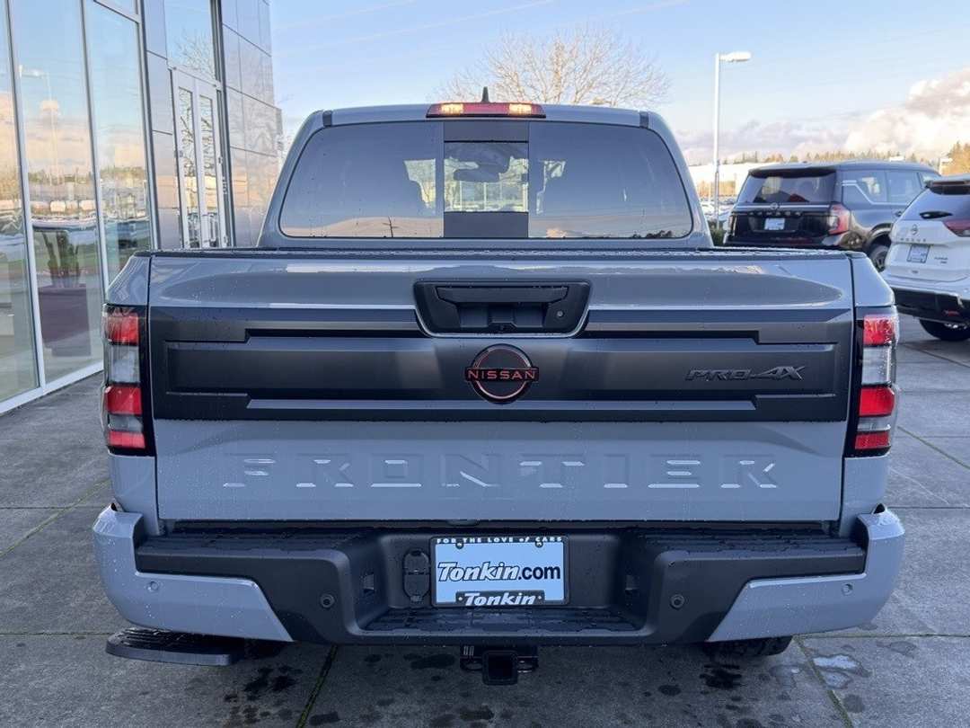 2026 Nissan Frontier PRO4X - Image 6
