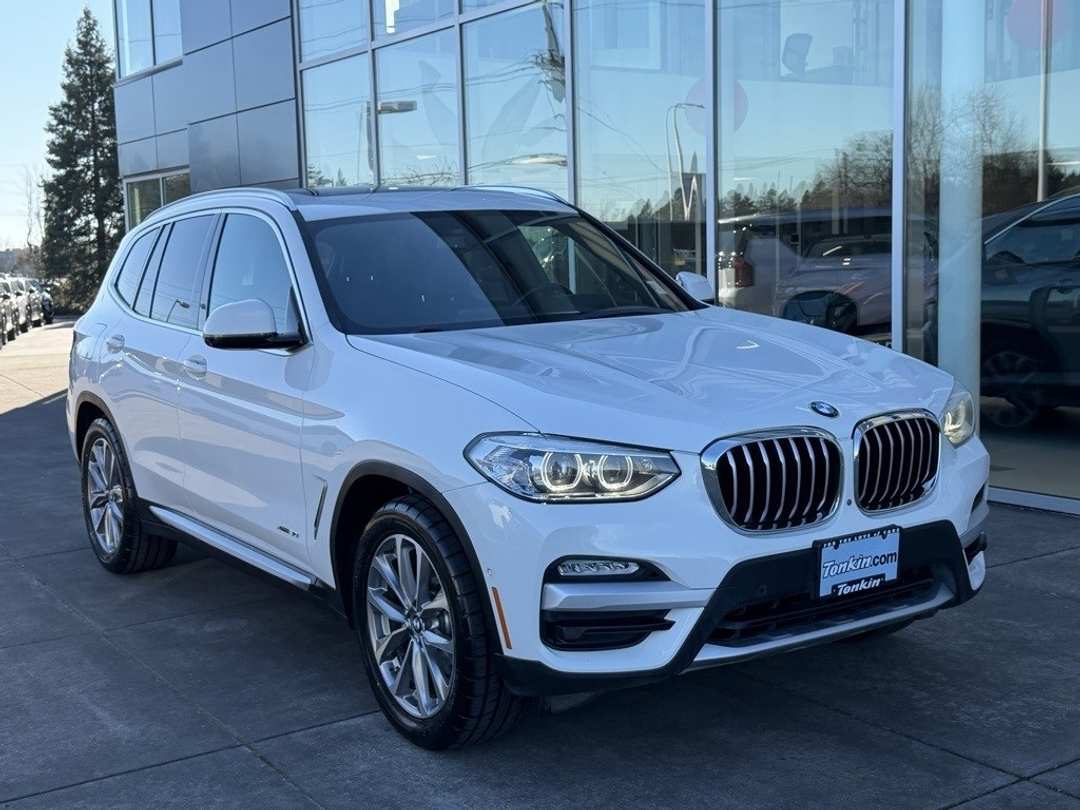 2018 BMW X3 xDrive30i - Image 2