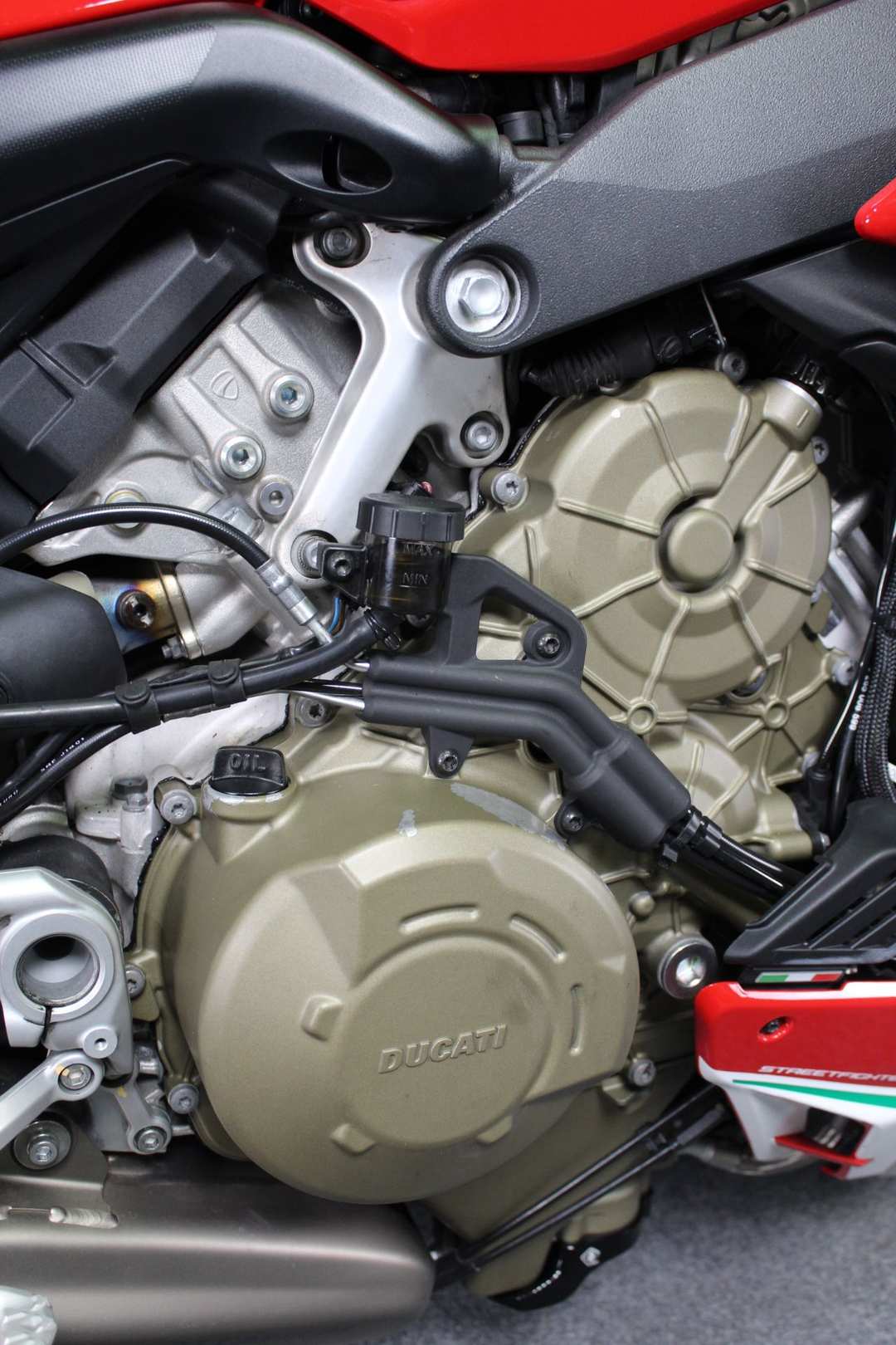 2021 Ducati Streetfighter V4 S - Image 13