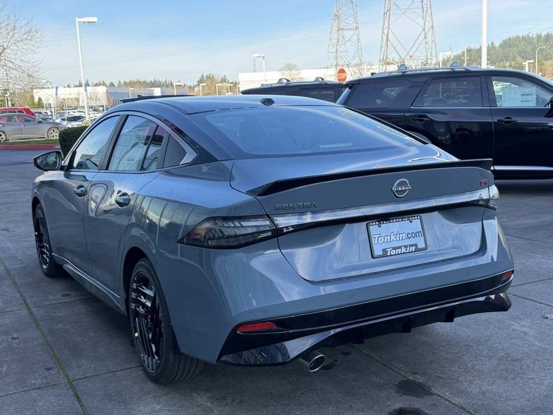 2026 Nissan Sentra SR - Image 5