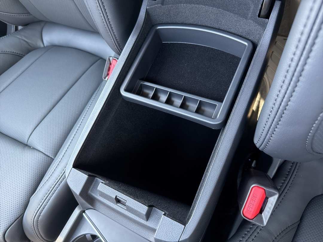 2025 Subaru Ascent Onyx Edition Touring - Image 54