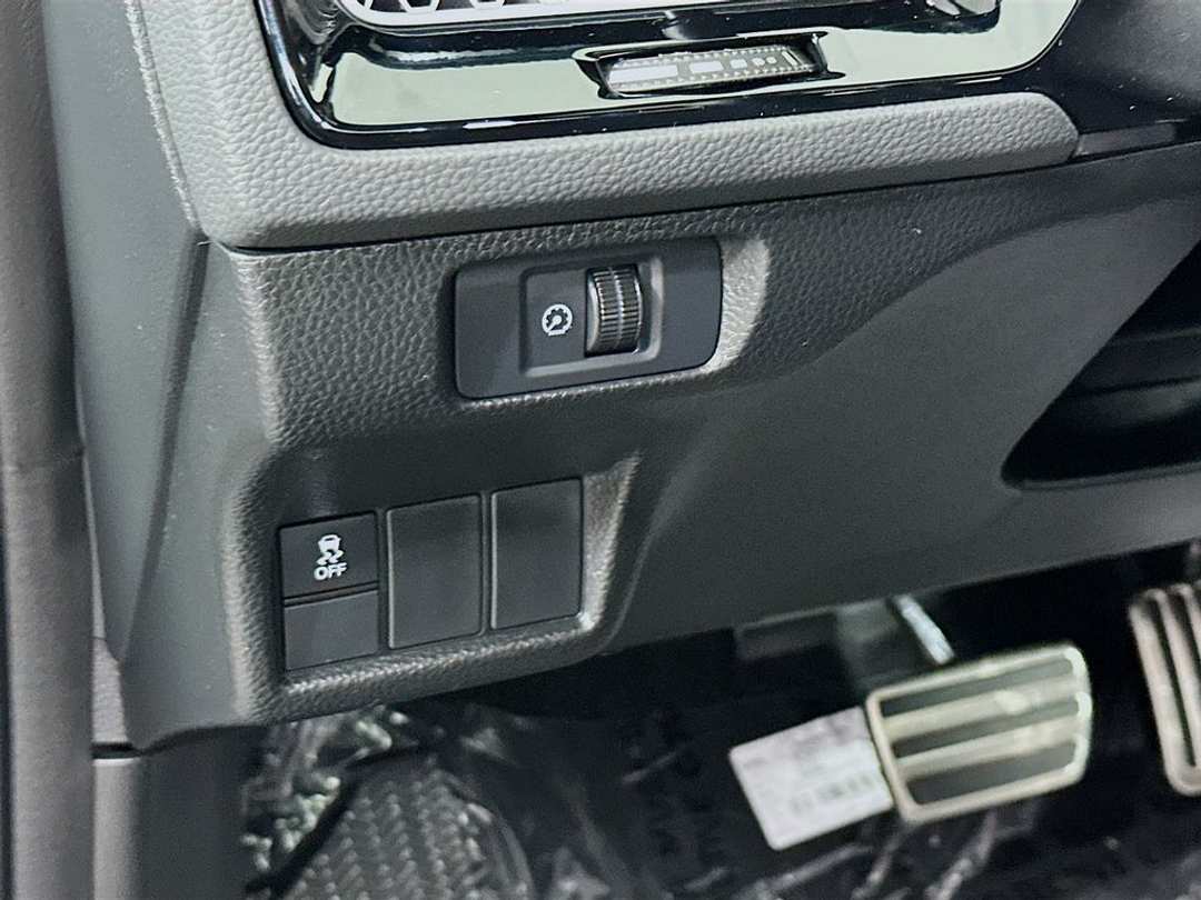 2026 Honda Civic Sport Touring - Image 10