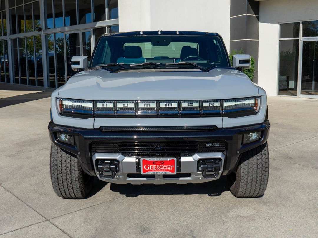 2025 GMC Hummer Ev 3X - Image 2