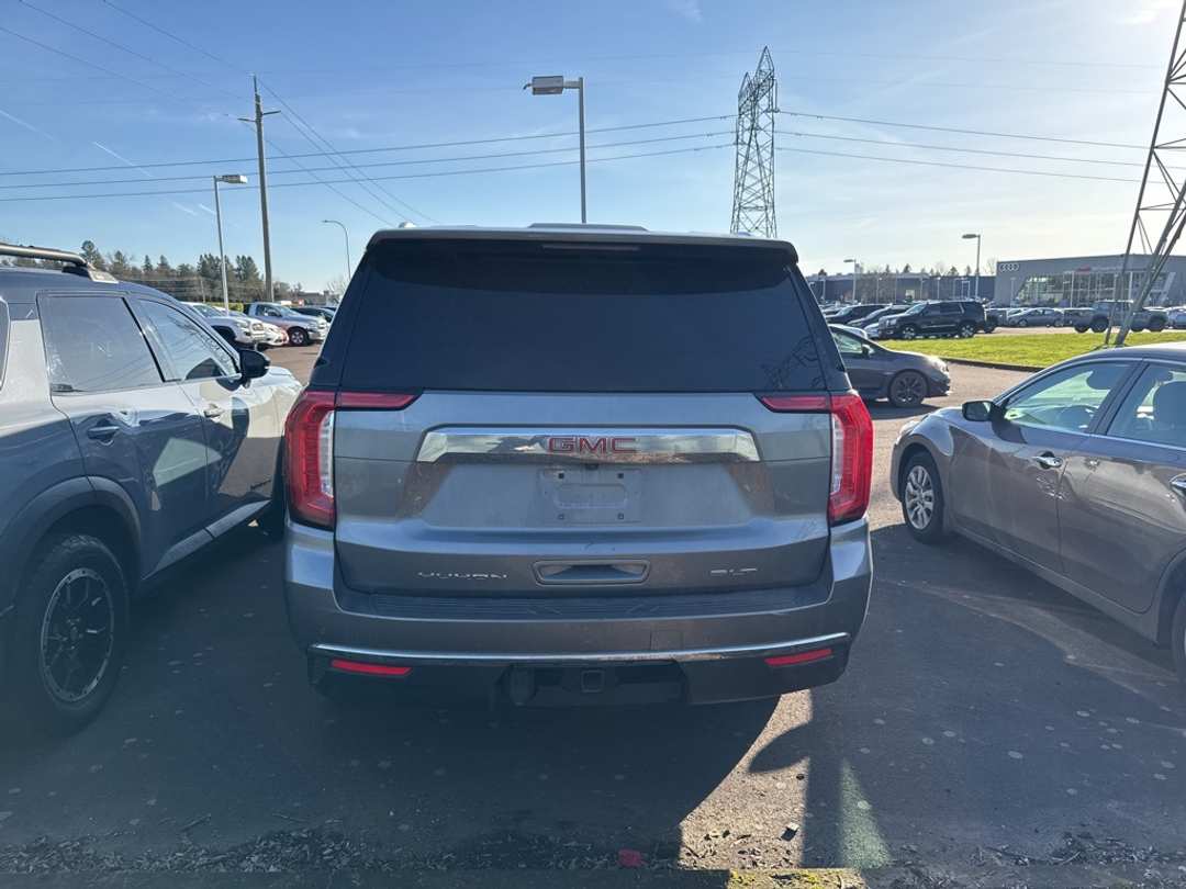 2021 GMC Yukon SLT - Image 5