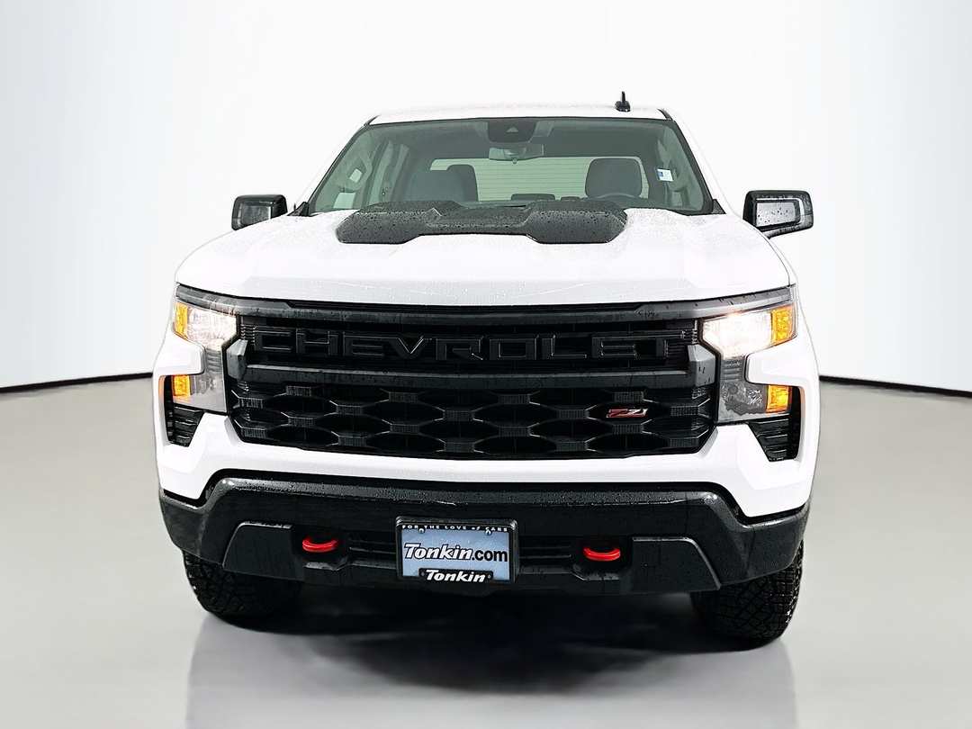 2026 Chevrolet Silverado 1500 Custom Trail Boss - Image 2