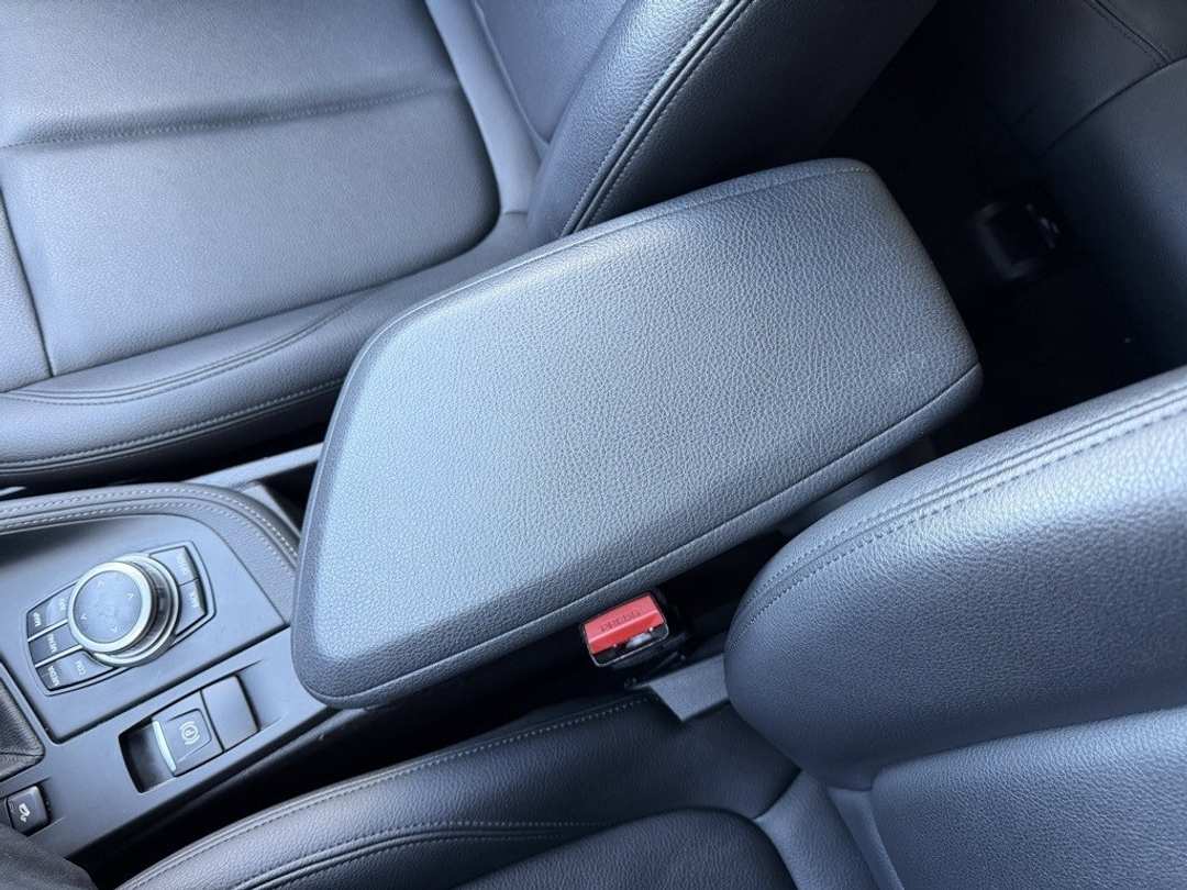 2020 BMW X1 xDrive28i - Image 29