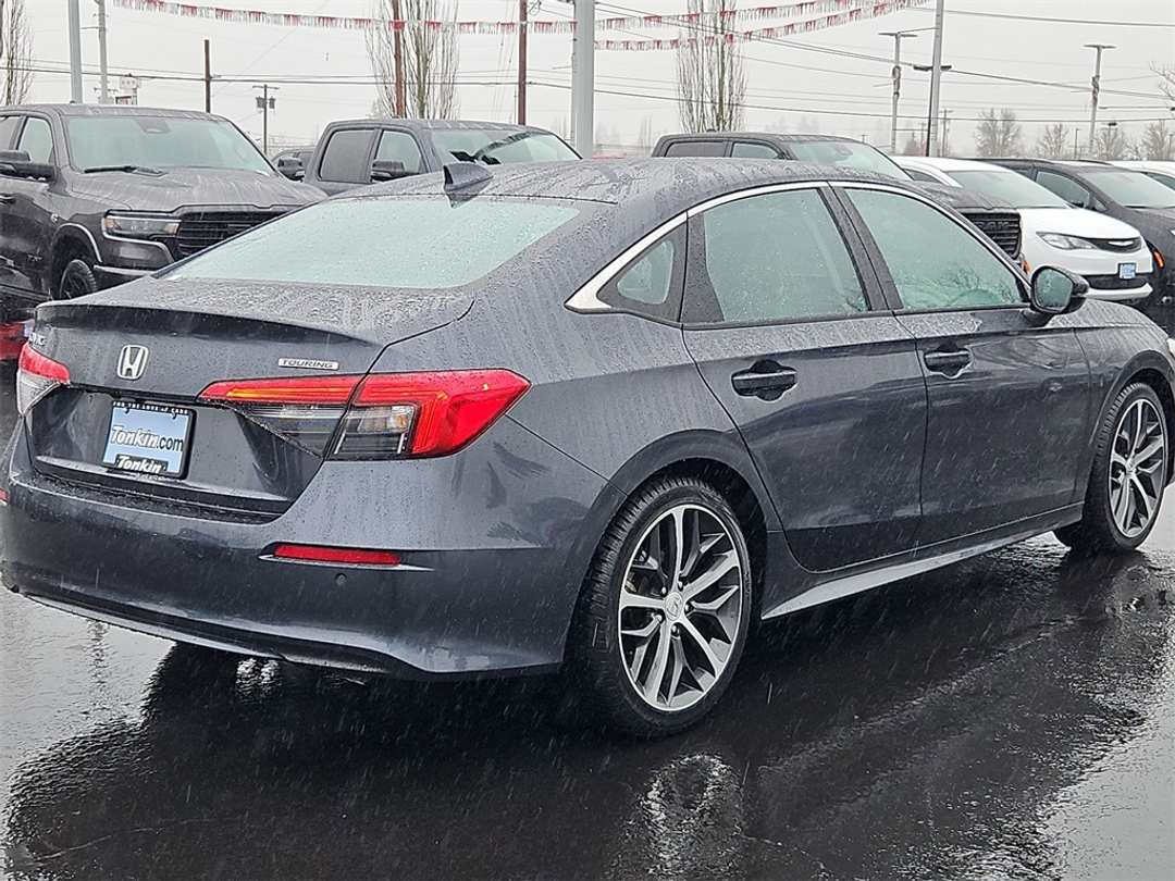 2024 Honda Civic Touring - Image 6