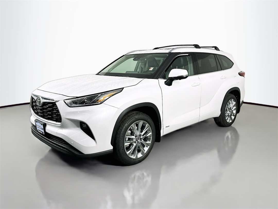 2026 Toyota Highlander Limited - Image 3