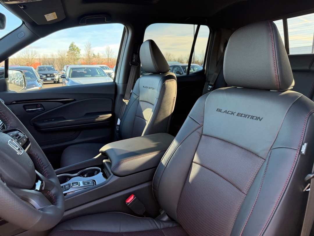 2026 Honda Ridgeline Black Edition - Image 16