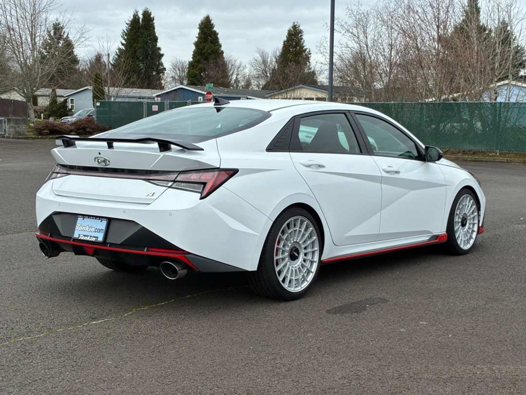 2023 Hyundai Elantra N Base - Image 7