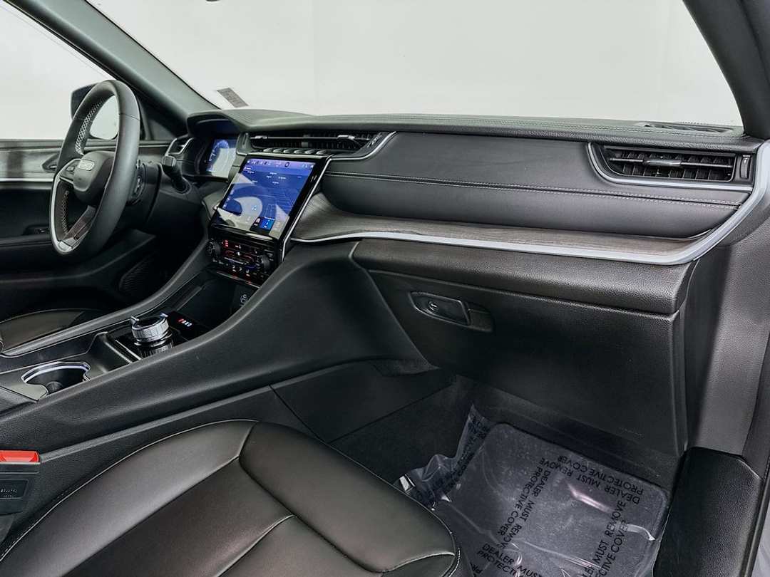 2024 Jeep Grand Cherokee Limited - Image 30