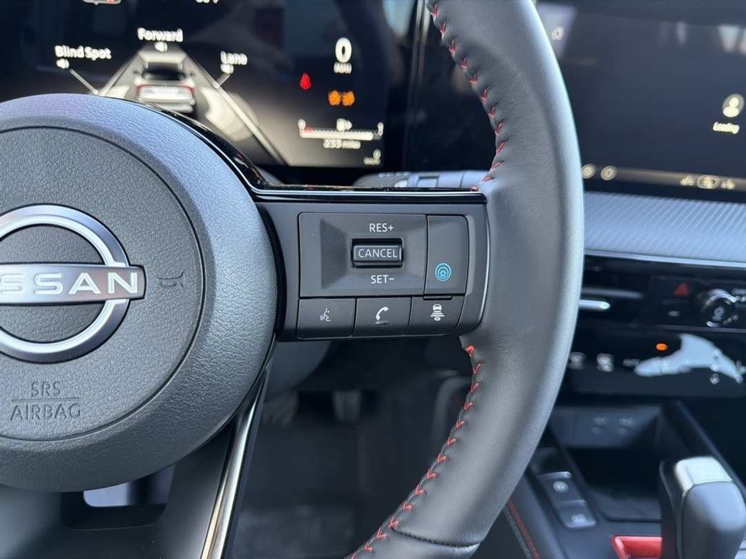 2026 Nissan Kicks SR - Image 22