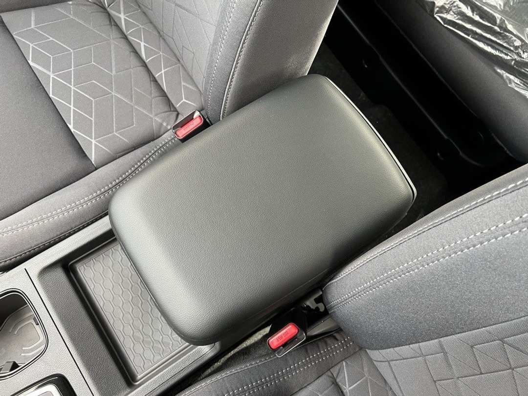 2026 Nissan Frontier SV - Image 23