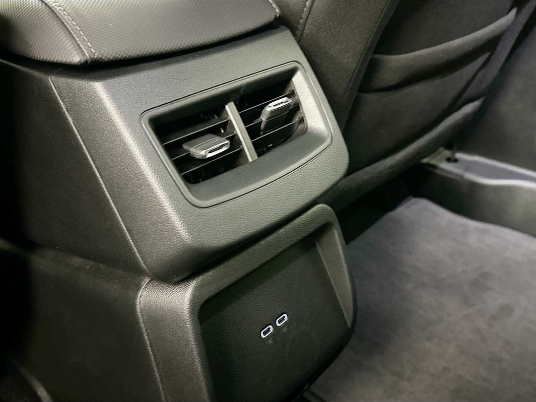 2026 Chevrolet Equinox Ev LT - Image 24