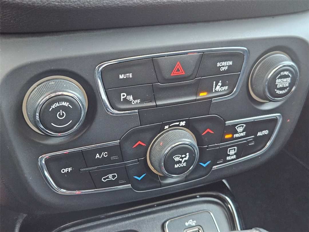 2018 Jeep Compass Limited - Image 24