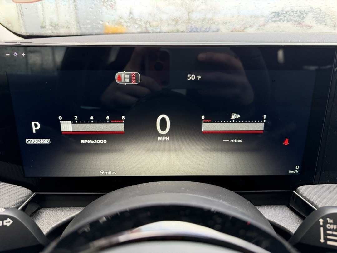 2026 Nissan Kicks SR - Image 19