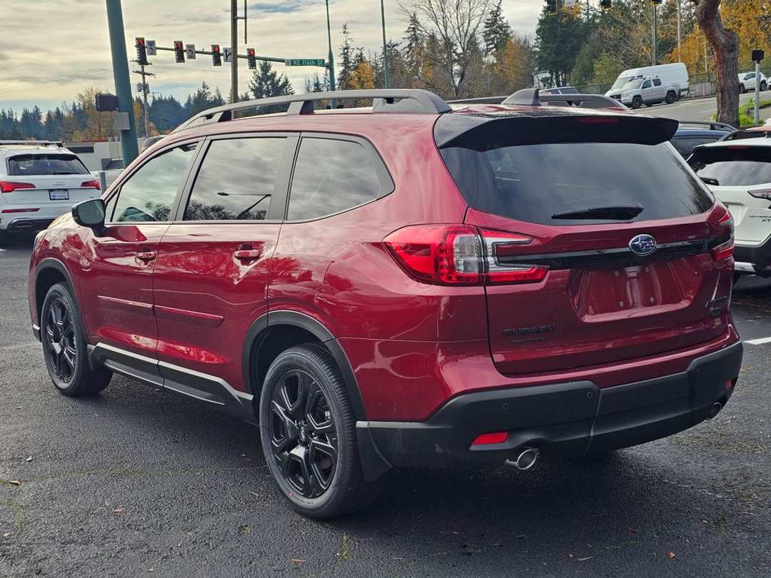 2026 Subaru Ascent Onyx Edition Touring - Image 3